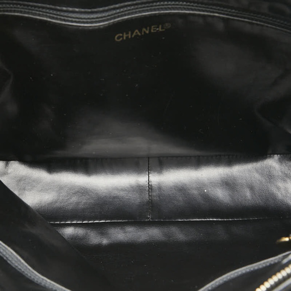 CHANEL Black Caviar Leather Bag - Picture 8 of 13